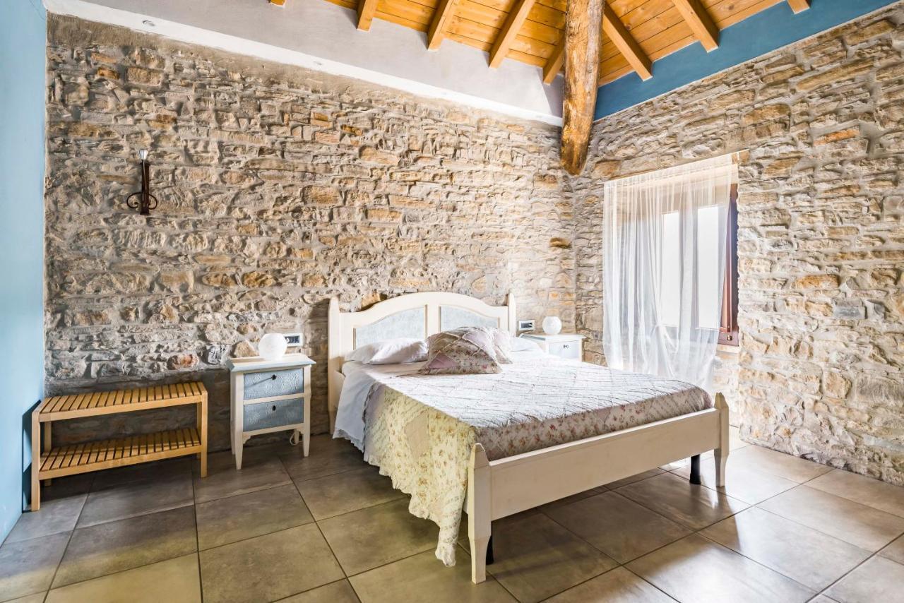 Agriturismo Il Salice Tizzano Val Parma Extérieur photo