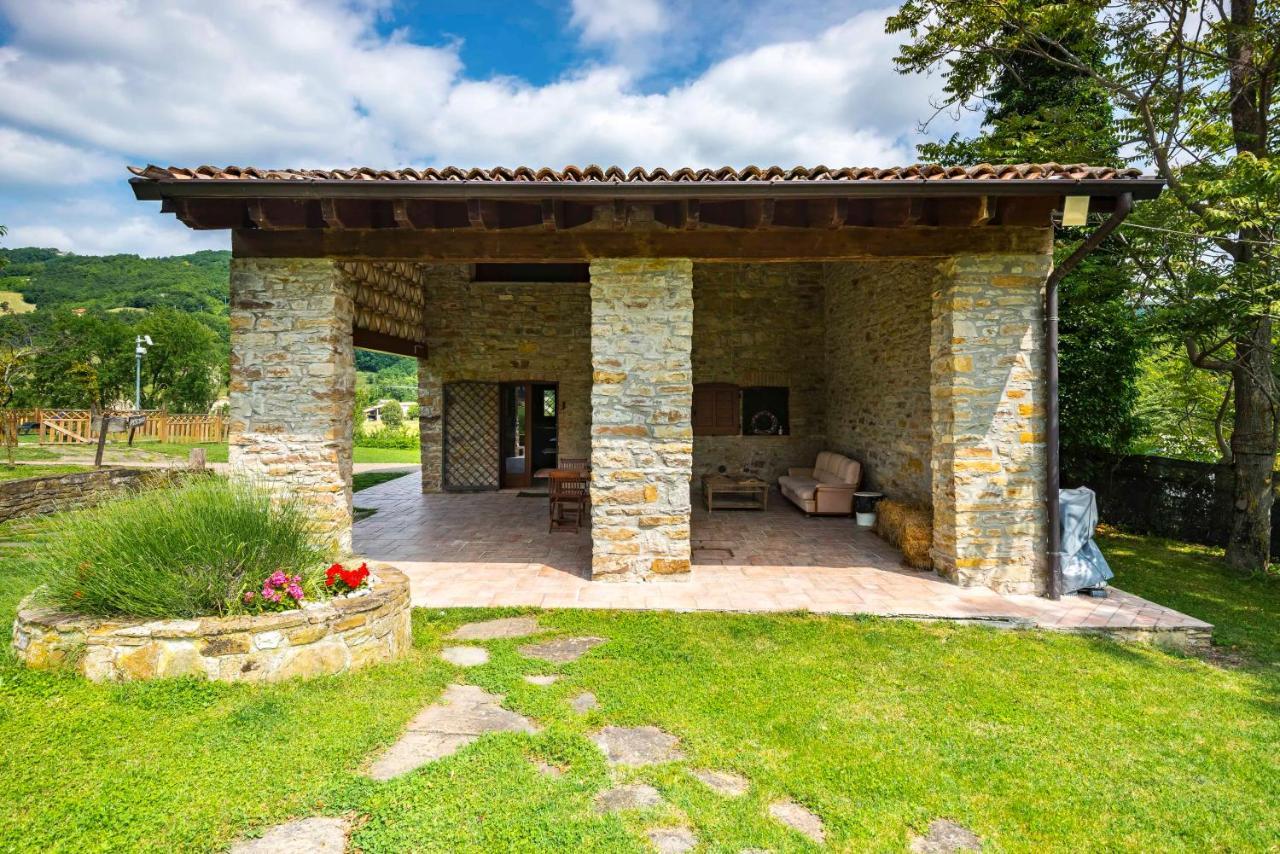 Agriturismo Il Salice Tizzano Val Parma Extérieur photo